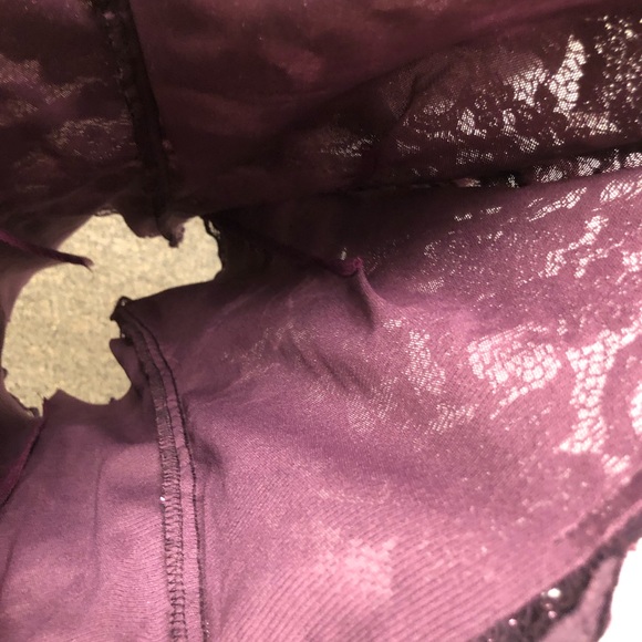 CACGE Purple lace tank top - Picture 5 of 5